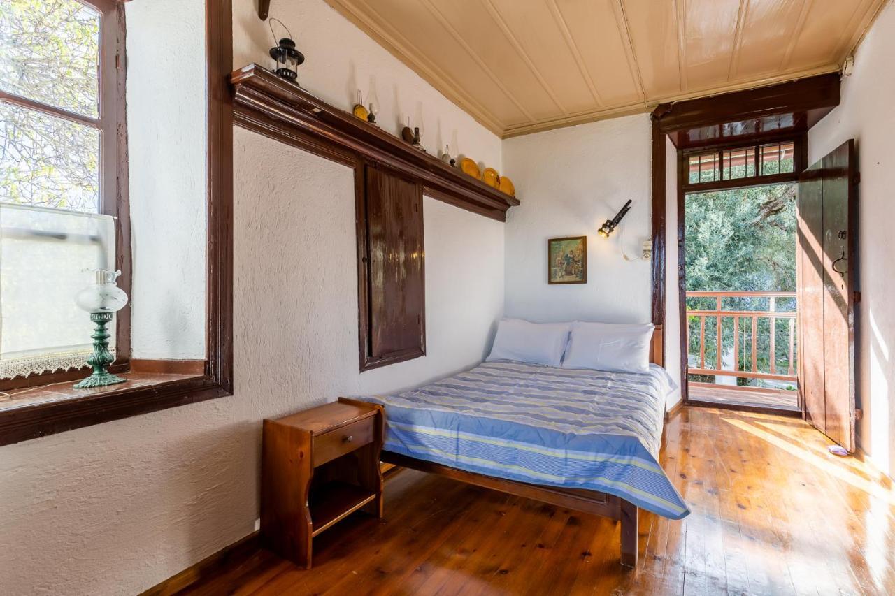 Aletri Pool Cottage Skopelos Town Exterior photo